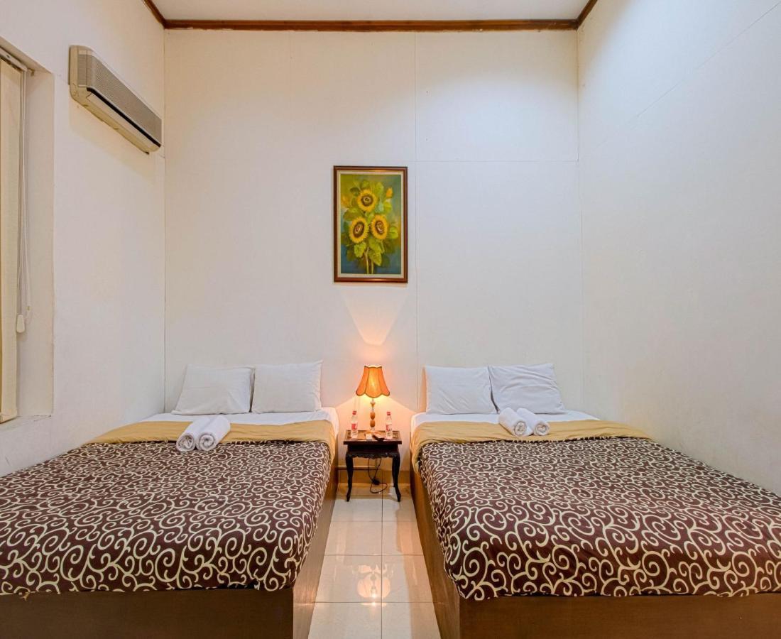 D'Talent Hotel Yogyakarta Exterior photo