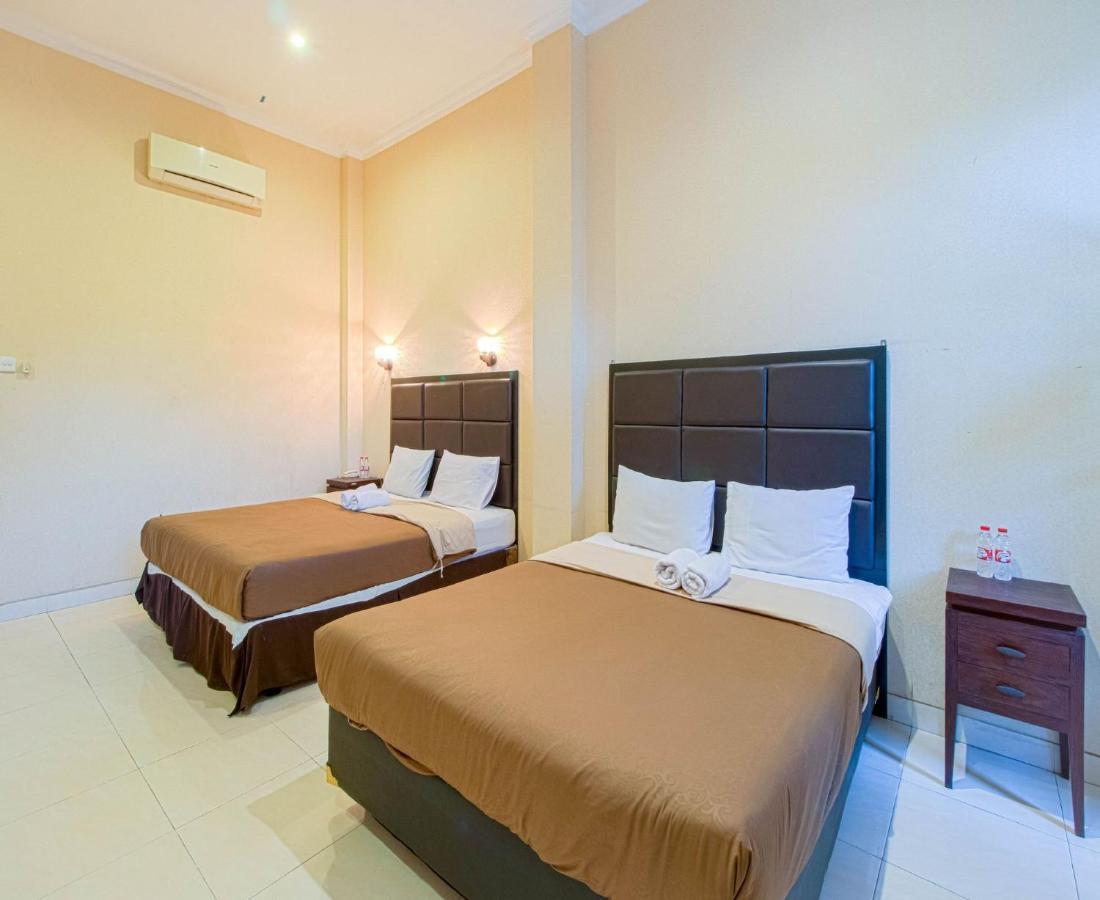 D'Talent Hotel Yogyakarta Exterior photo