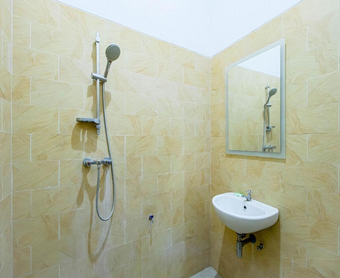 D'Talent Hotel Yogyakarta Exterior photo